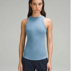 lululemon hold tight tank NWT size 4